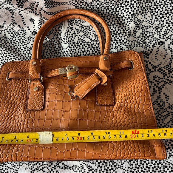 PRELOVED LEATHER ROPE HANDBAG - Picture 9 of 16